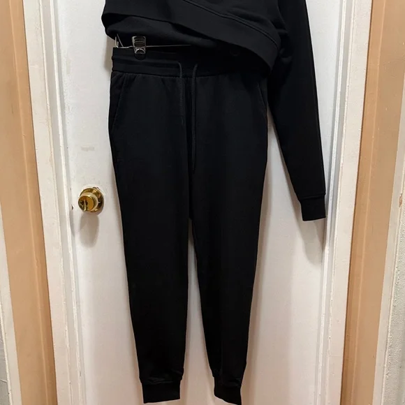 Armani Exchange Black Logo Sweatshirt and Joggers - Picture 5 of 11